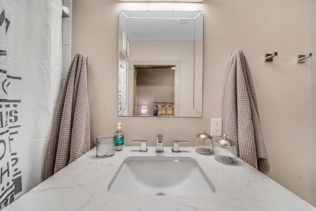 Luxury Apartment In Historic Carriage House Кеннет-Сквер Экстерьер фото